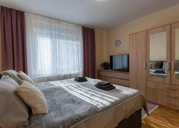 Cosy House - Home Base