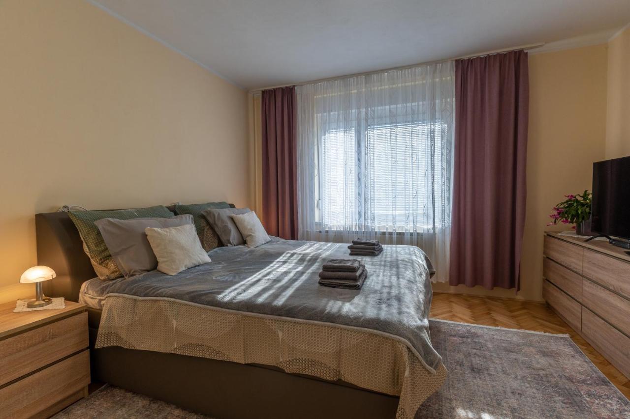 Cosy House - Base Apartman Maribor